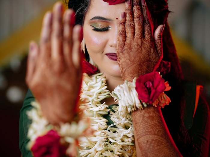 Intricate Bridal Mehndi Henna Designing